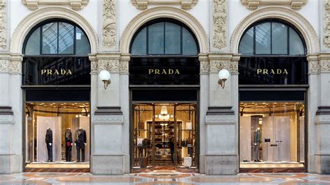 prada hauptsitz|Prada preisliste.